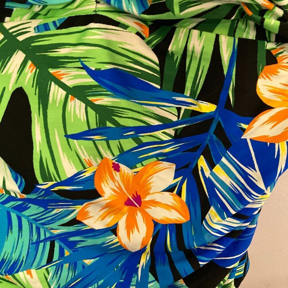 Coco Reef Tankini, NWT, Size 40C - Picture 7 of 16